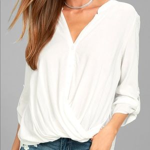 MAKING A DIFFERENCE WHITE BUTTON-UP TOP
LULUS